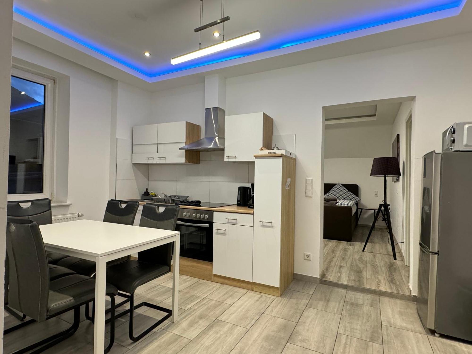 Apartments - Free Parking - Wifi - Kitchen Έσσεν Εξωτερικό φωτογραφία